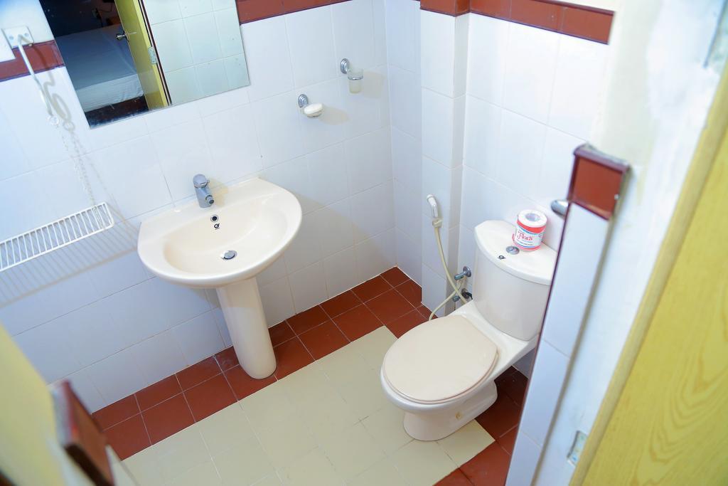 Holiday Nest Bed & Breakfast Wadduwa Ruang foto