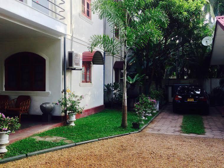 Holiday Nest Bed & Breakfast Wadduwa Bagian luar foto